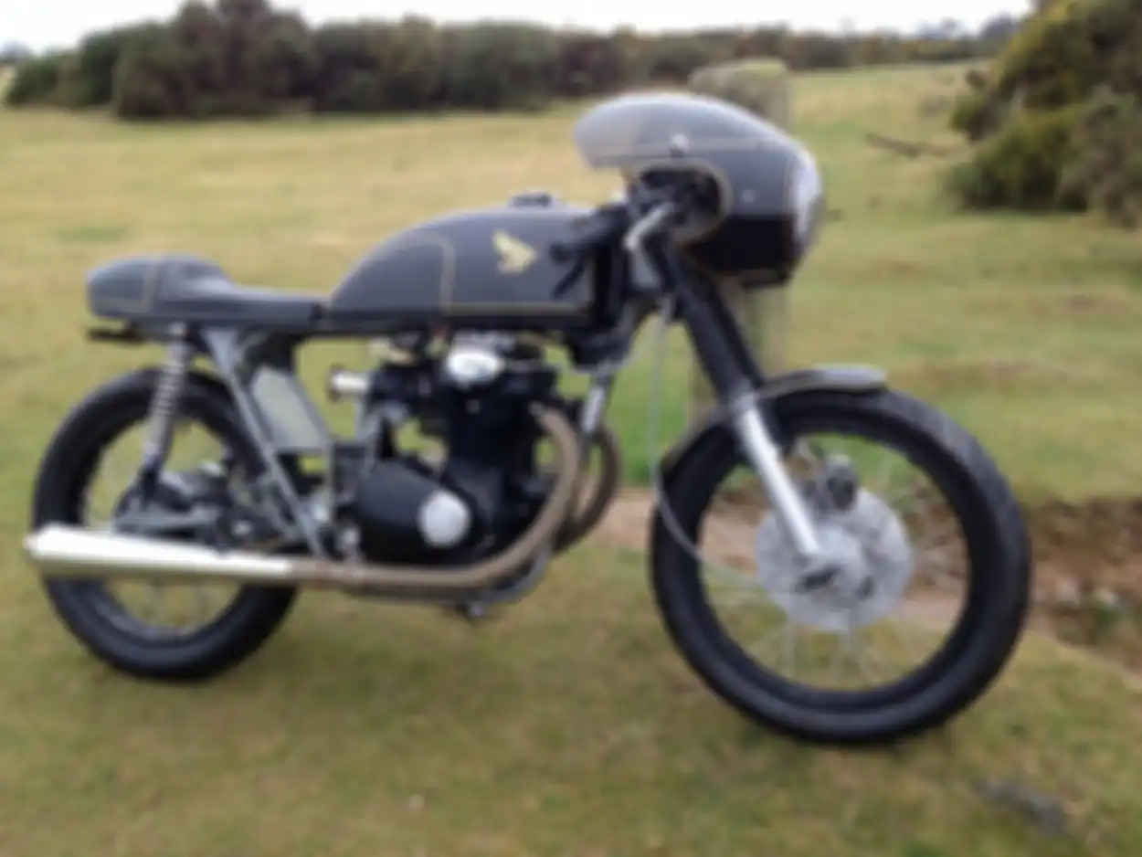 Cafe Racer dari Honda CB250