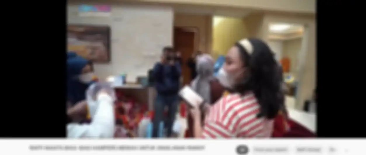 Nagita Slavina Bagi bagi hampers