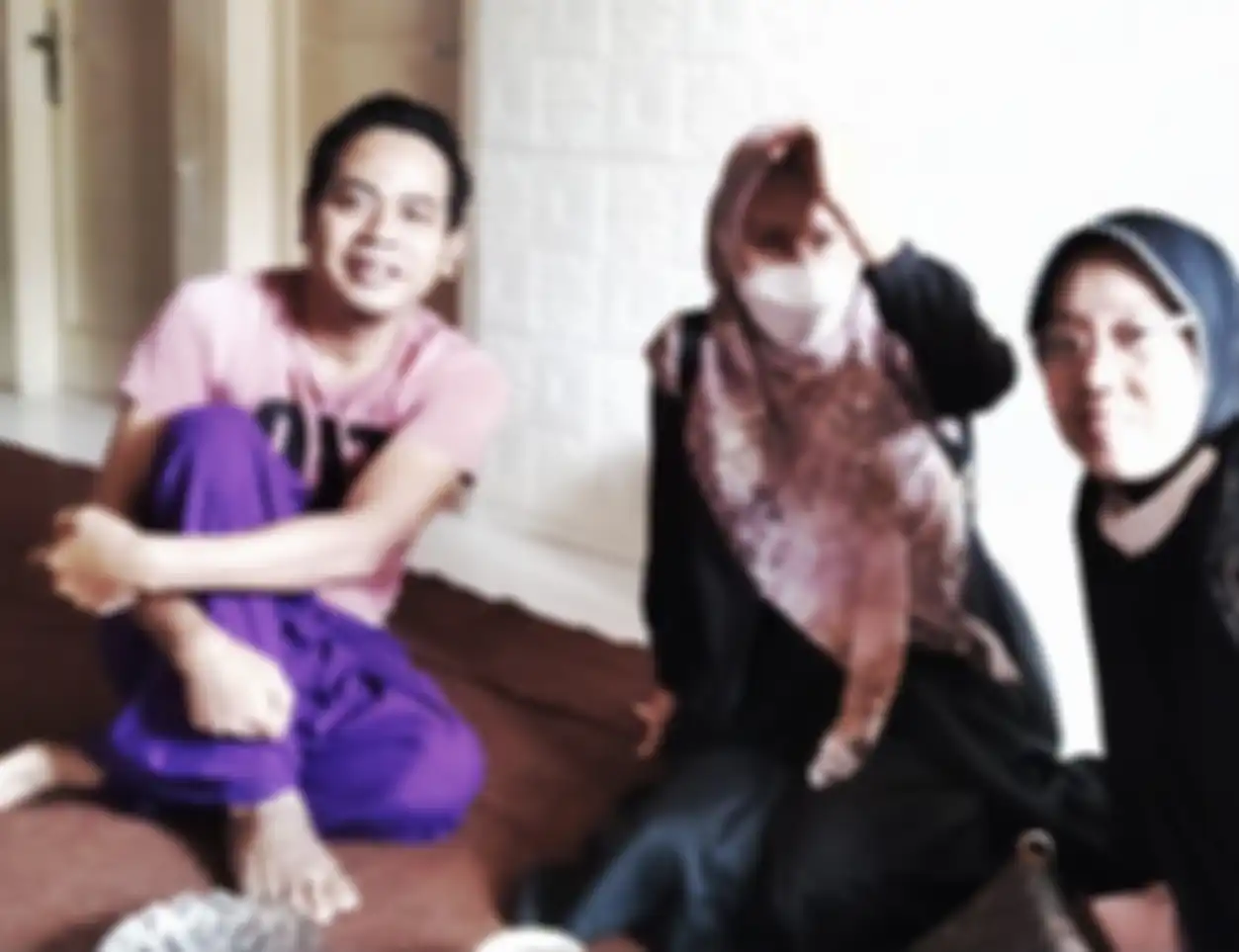 Yadi Sembako mantan bos Caisar YKS memuji habis tindakan Ruben Onsu. Ibaratnya, Yadi mau cium tangan suami Sarwendah. 