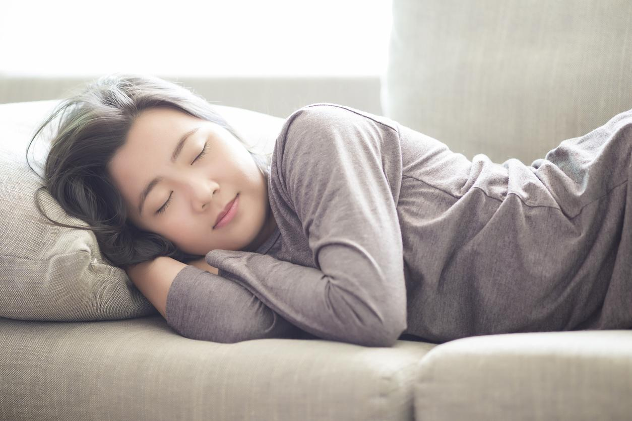 Posisi tidur seperti bayi