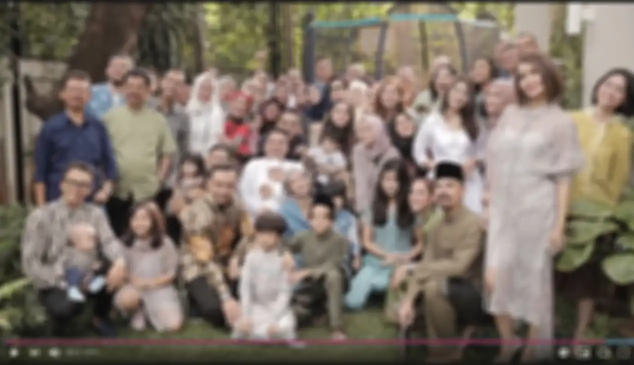 Halaman rumah BCL