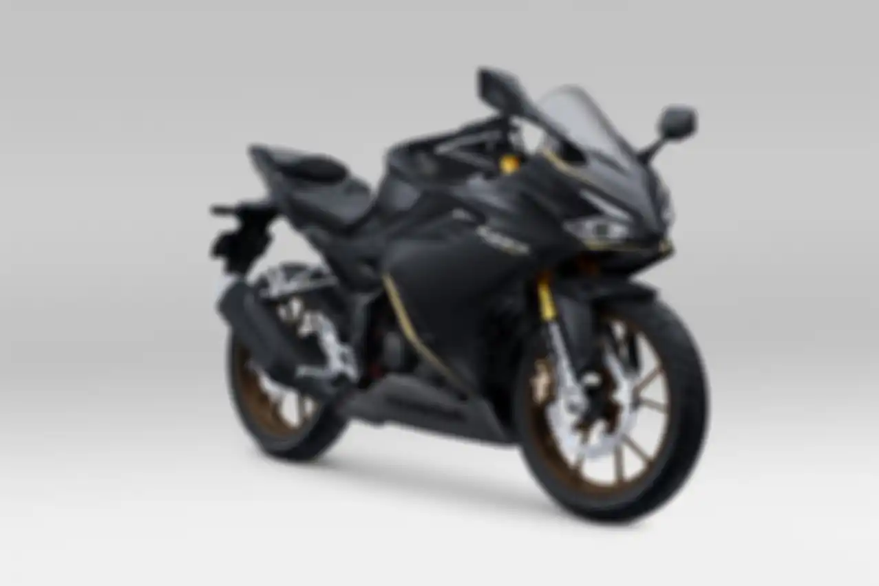 Honda New CBR150R Dominator Matte Black