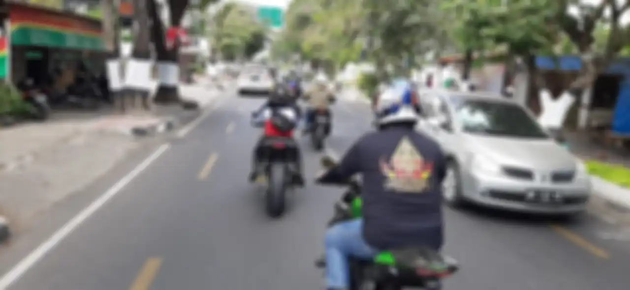 Rolling bareng KZOI