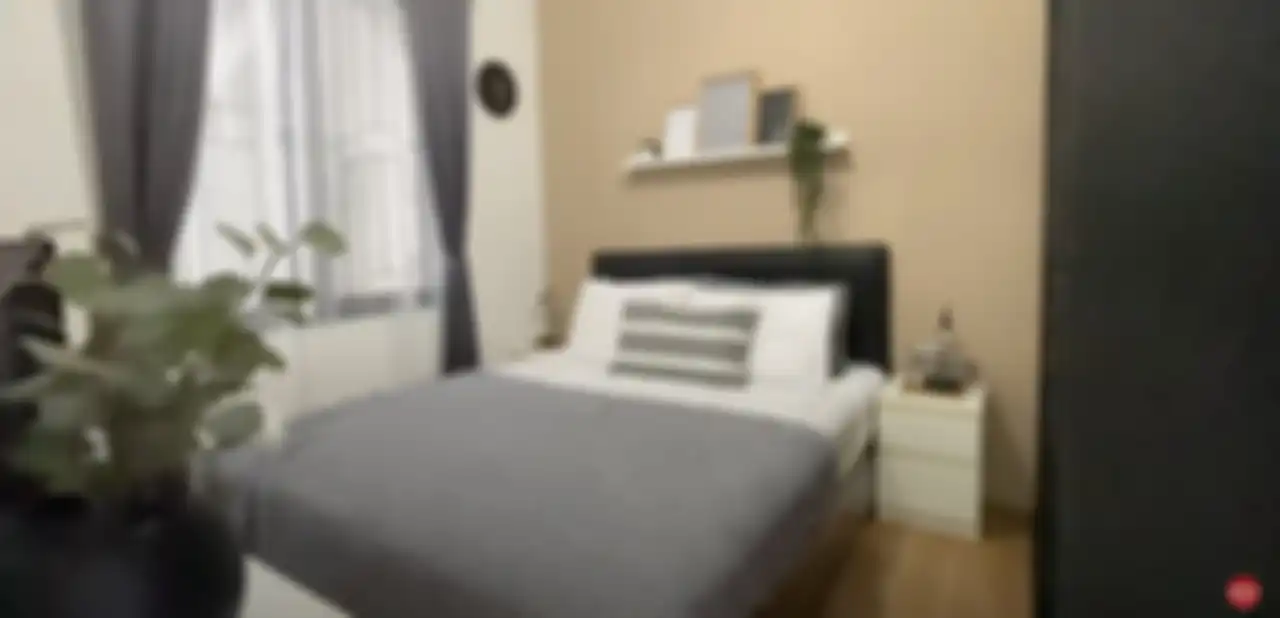 Ilustrasi kamar tidur Mi.Monokrom
