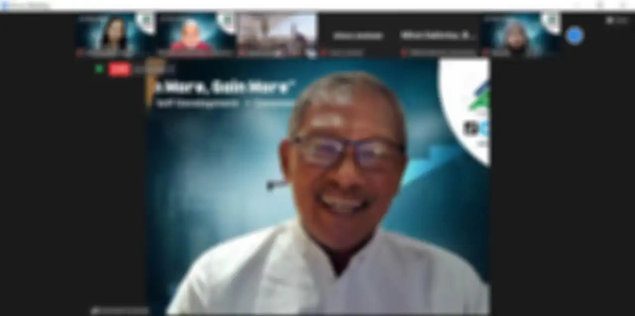 Istri dokter Achmad Yurianto ternyata punya profesi mentereng ini. Dia setia menemani suaminya yang meninggal di kampung halaman.