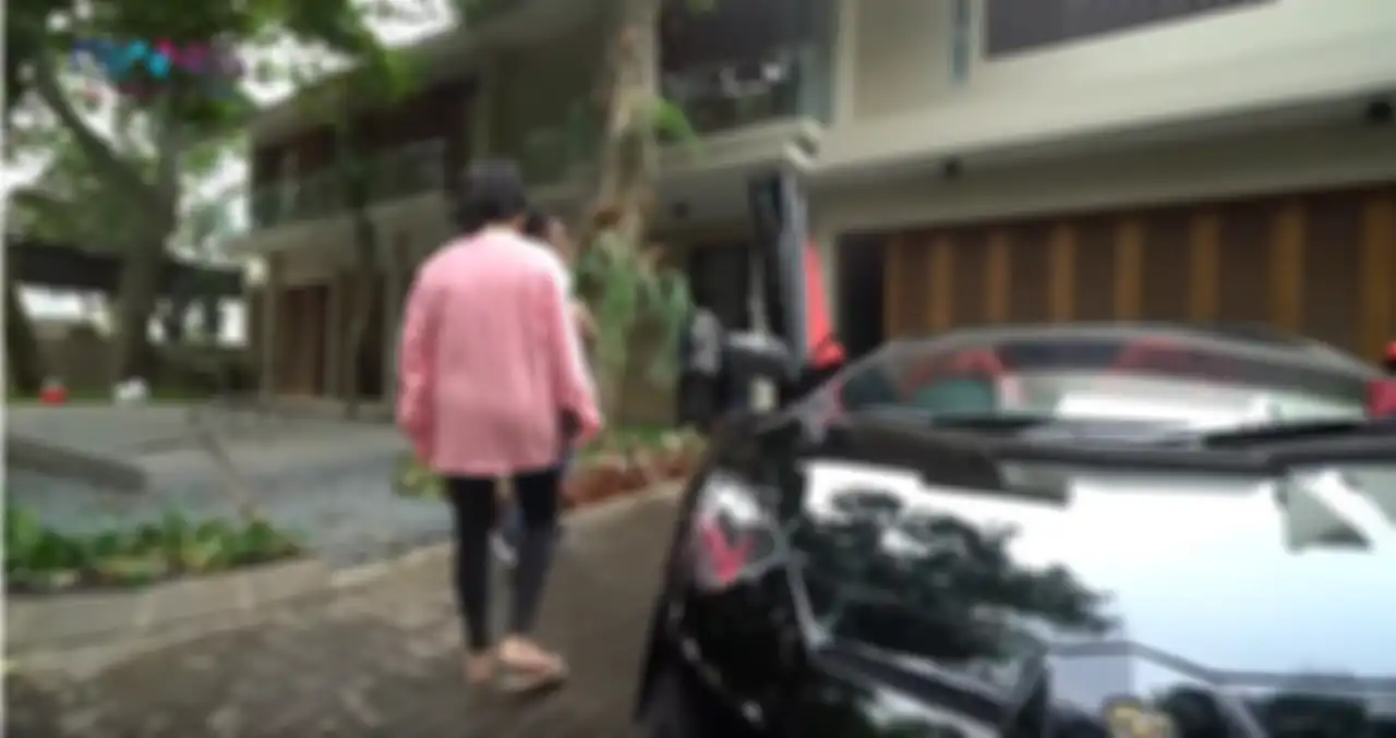 Lamborghini Aventador milik Raffi Ahmad