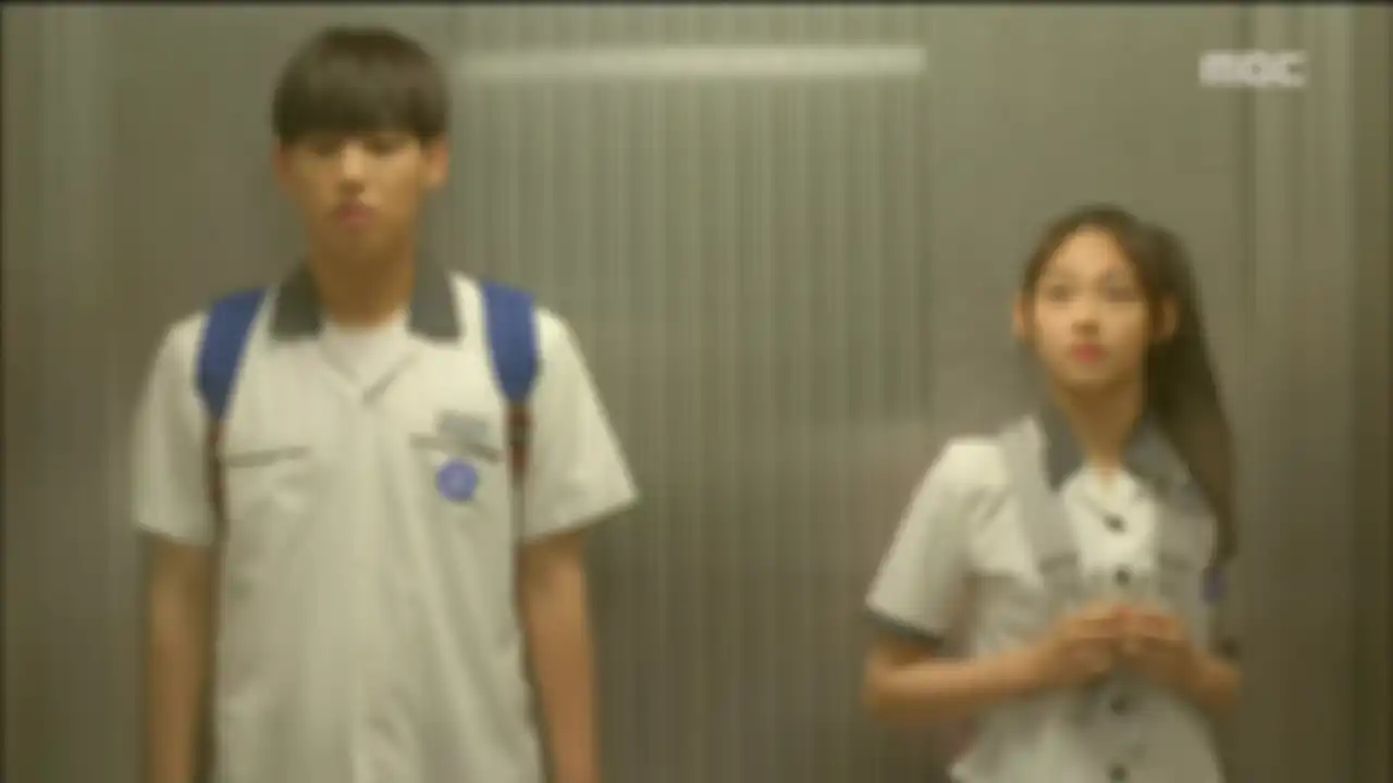 Drama 20th Century Boy and Girl