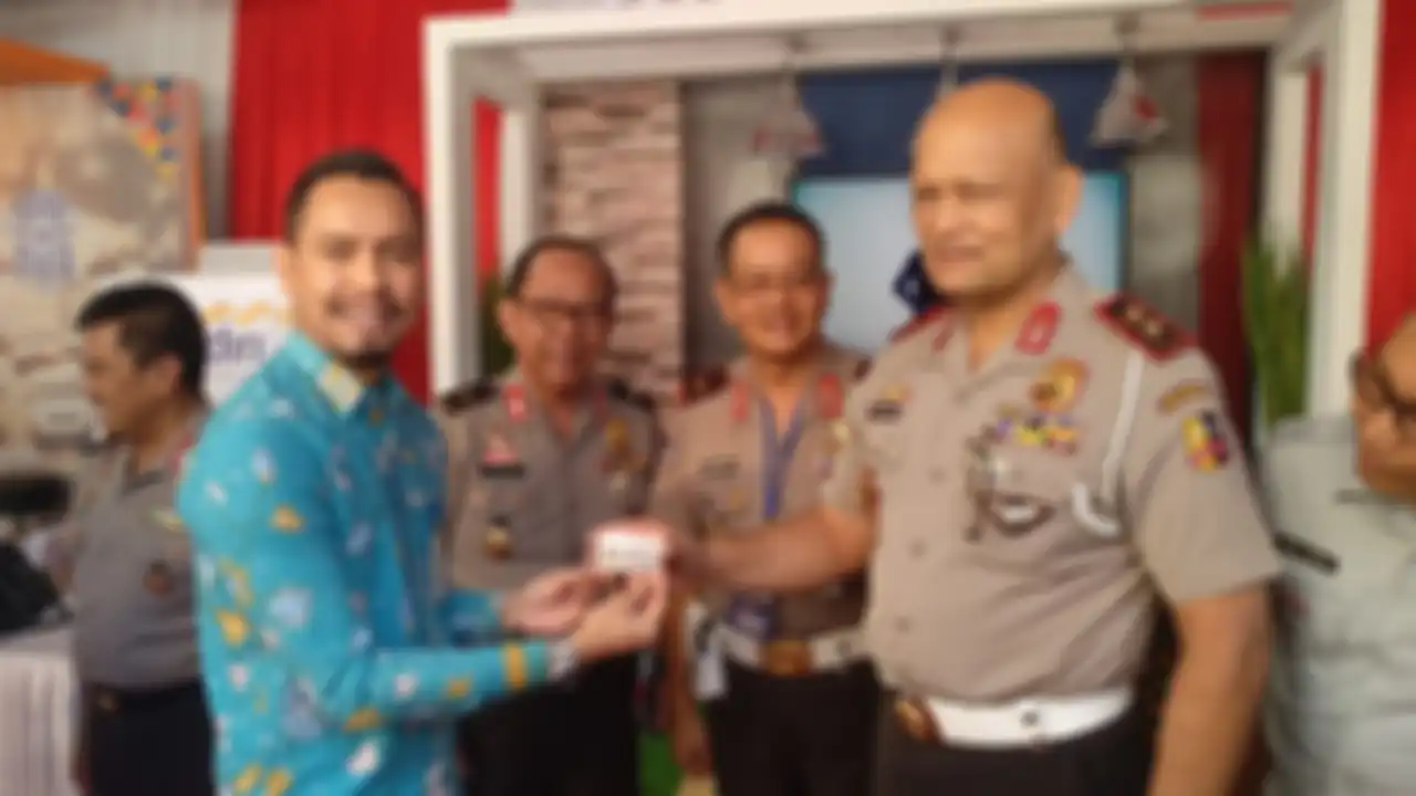 Kepala Korps Lalu Lintas (Kakorlantas) Polri, Irjen Pol Refdi Andri saat peluncuran Smart SIM