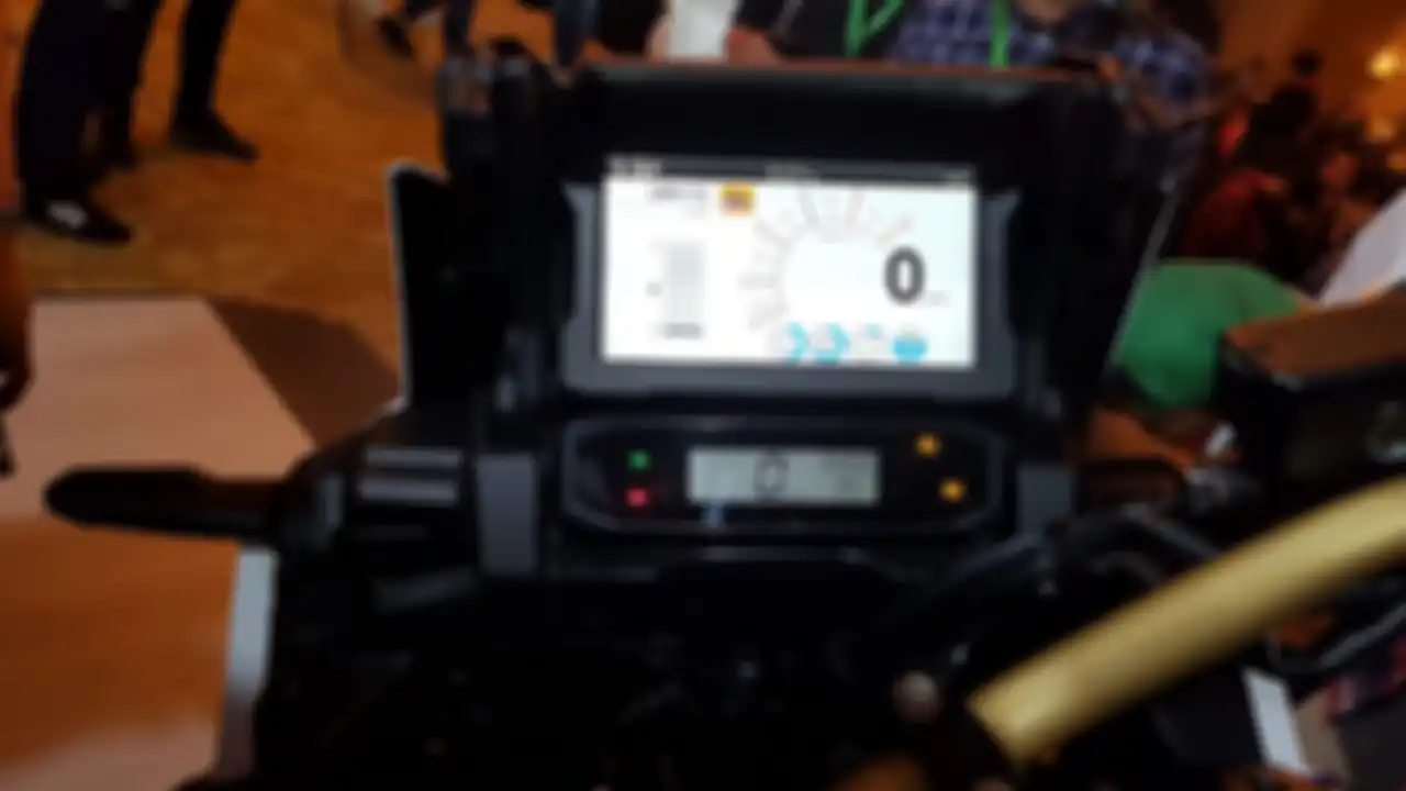 Panel instrumen Honda New Africa Twin 1100 sudah full touchscreen