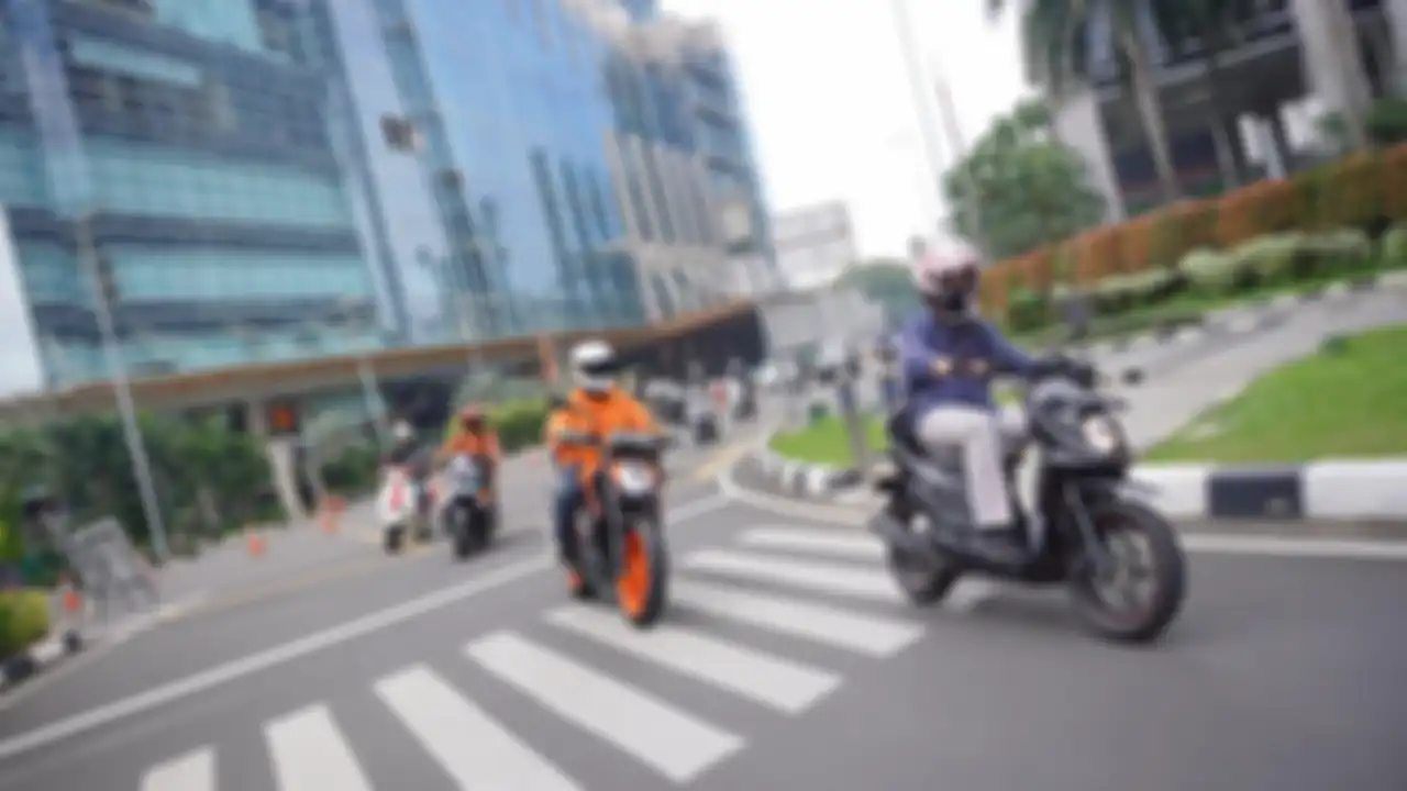 Motoran Tugeder riding tipis-tipis di sekitar Jakarta ke rumah dinas Bamsoet.
