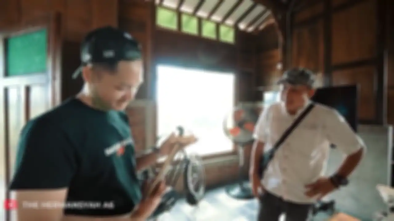 Azriel lihat keris warisan kakek Ashanty