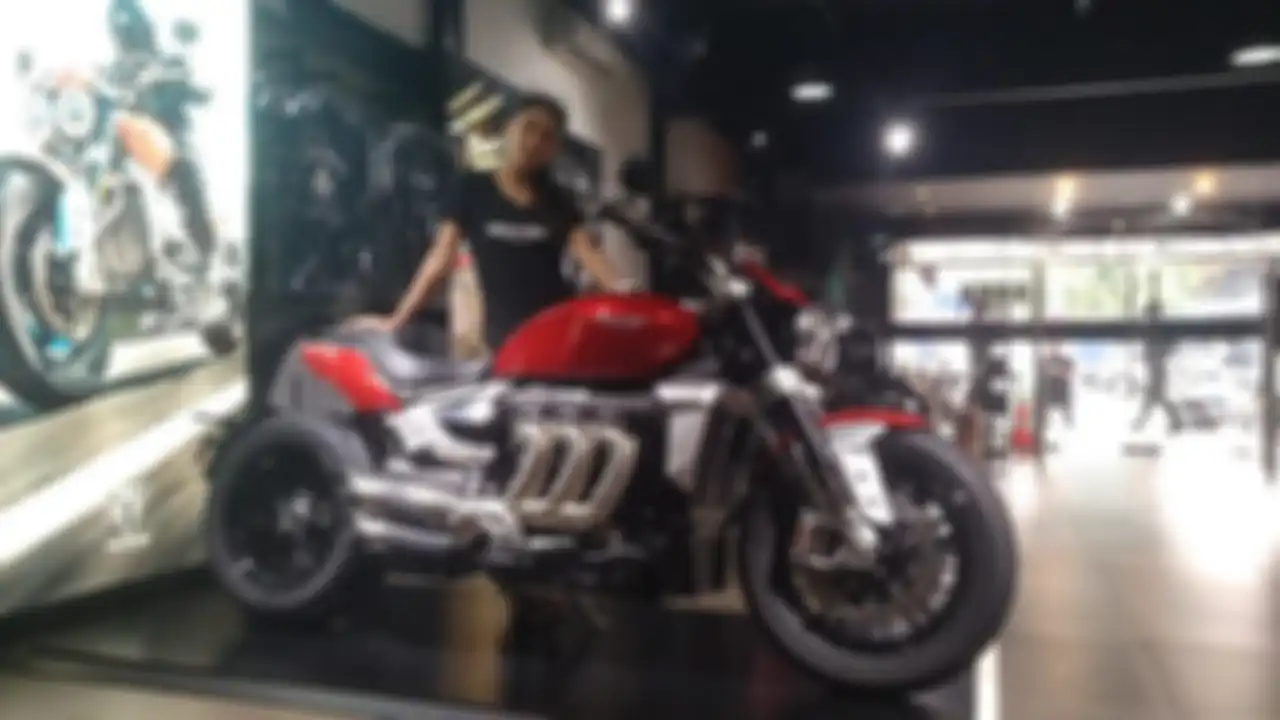 Triumph Rocket 3 R