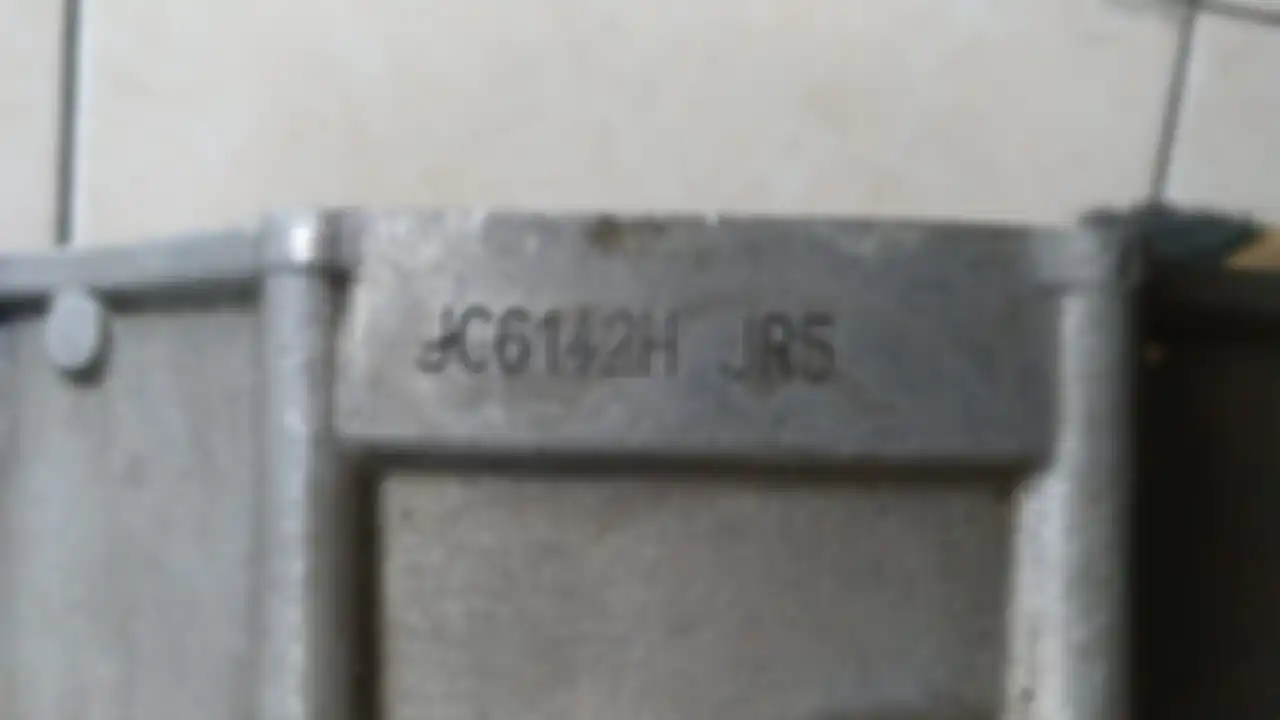 Nomer crankcase