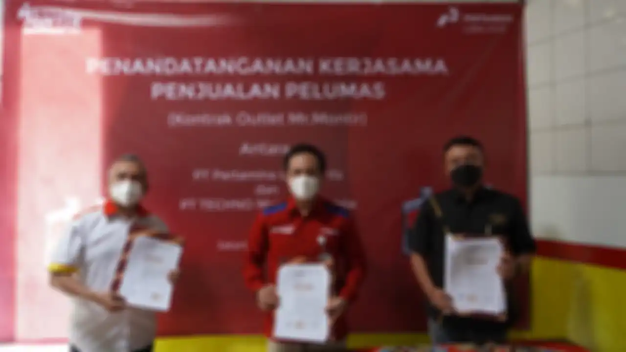 Proses penandatanganan kerjasama Pertamina Lubricants dengan Mr. Montir
