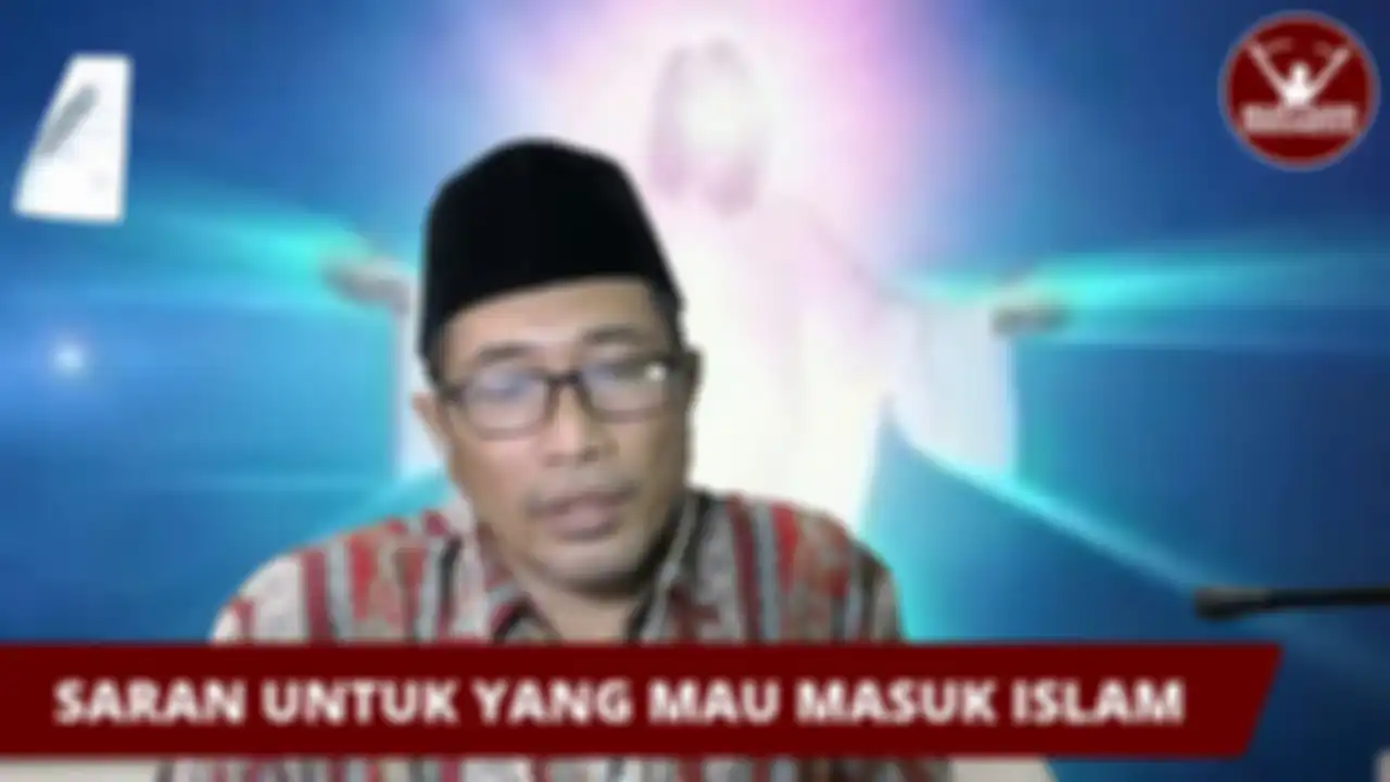 Foto tampang Youtuber Muhammad Kece yang bikin Majelis Ulama Indonesia (MUI) murka banyak dicari di media sosial.