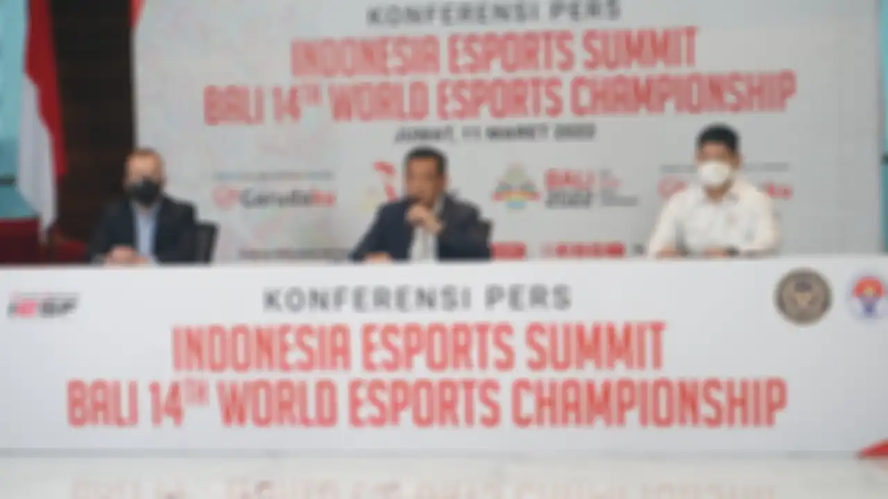 Ketua Harian PBESI, Bambang Sunarwibowo saat berbicara di acara Indonesia Esports Summit Bali 14th World Esports Championship