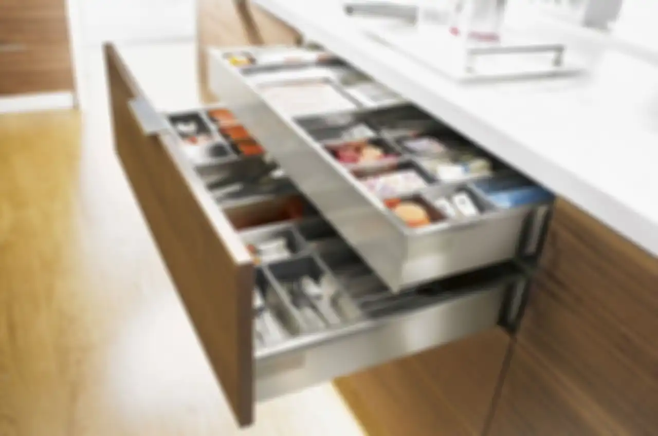 Bingung Beli Engsel Lemari Dapur Minimalis? Ini 3 Pertimbangannya