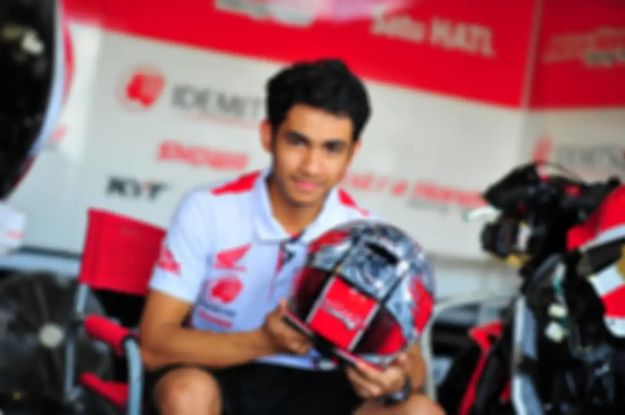 Pembalap Indonesia Andi Gilang