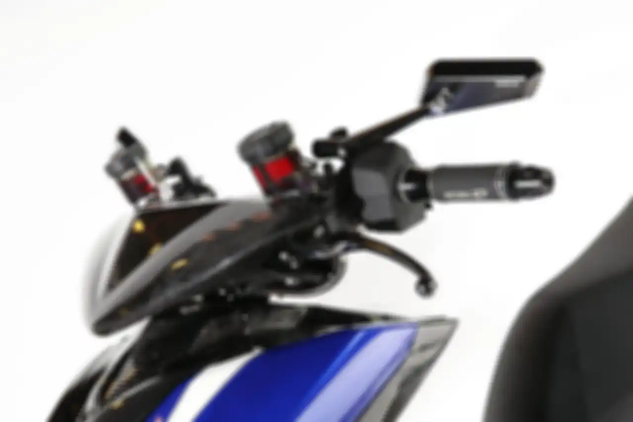 Modifikasi Yamaha Aerox MotoGP Movistar Surya Motor Variasi Best Racing Customaxi Yamaha Denpasar