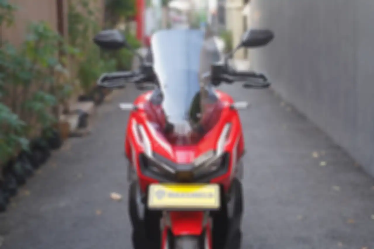 Windshield Sectbill tipe high di Honda ADV150