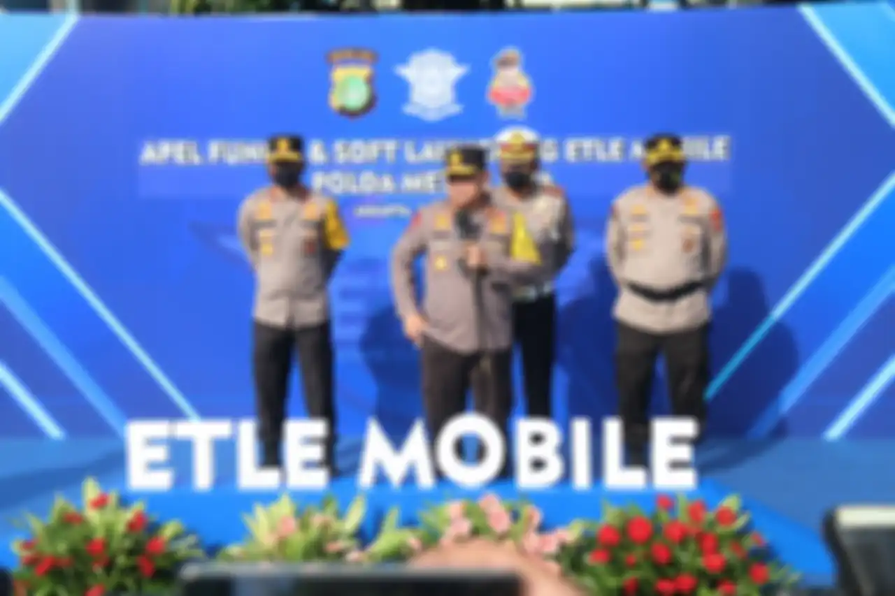 Kapolda Metro Jaya Irjen Fadil Imran dan jajarannya di acara peluncuran ETLE Mobile, Sabtu (20/3).