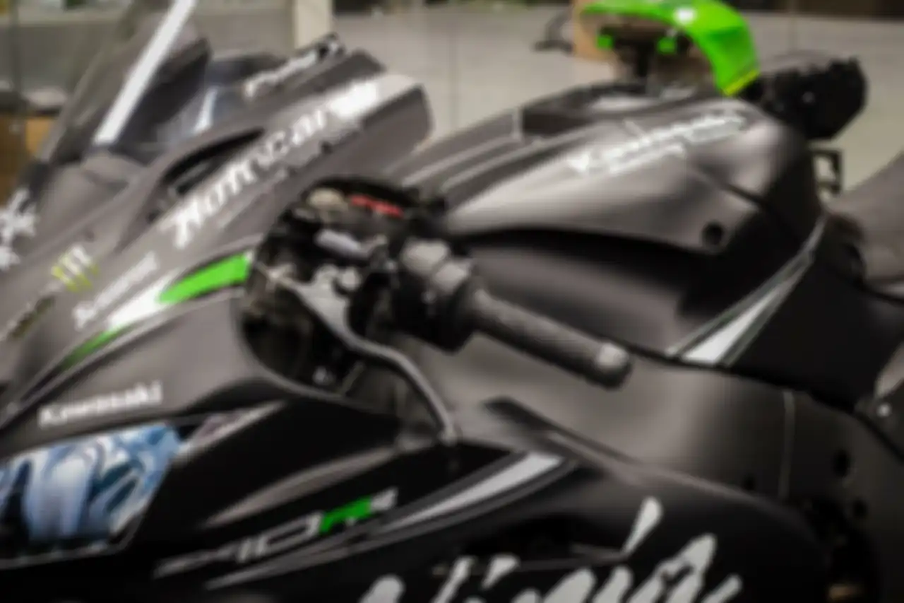 Lelang motor Kawasaki Ninja ZX-10R bekas Jonathan Rea,