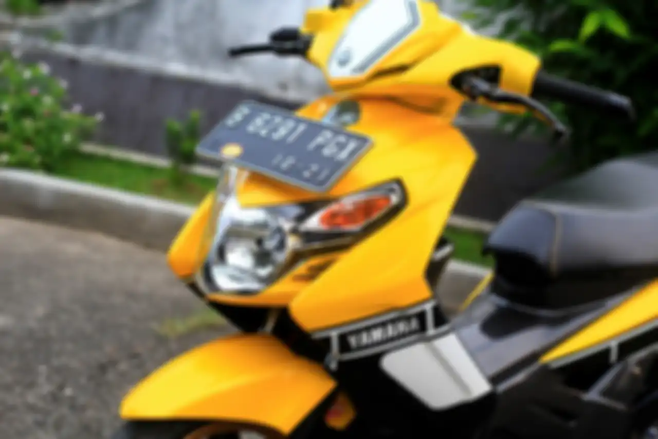 Bodi depan diganti dengan Nouvo Vietnam yang khas dengan lampu tengahnya