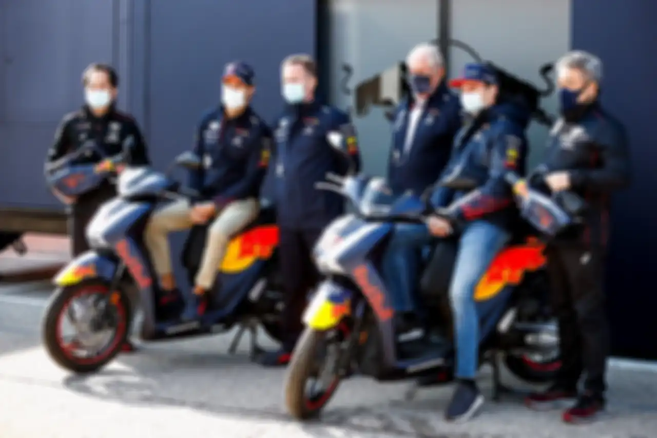 Honda SH125 2020 untuk pembalap tim F1 Red Bull Racing.