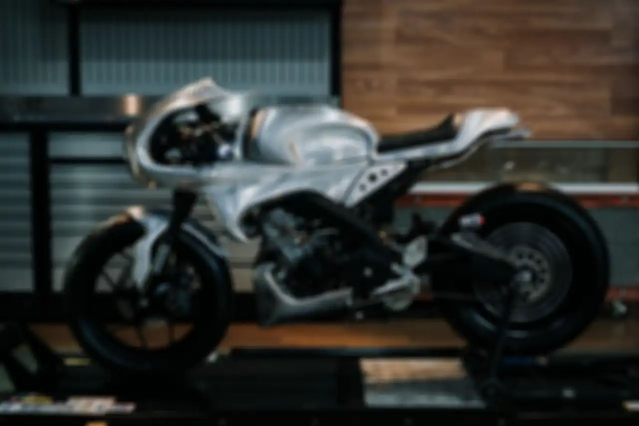 'Sang Macan', Yamaha XSR 155 bergaya cafe racer.