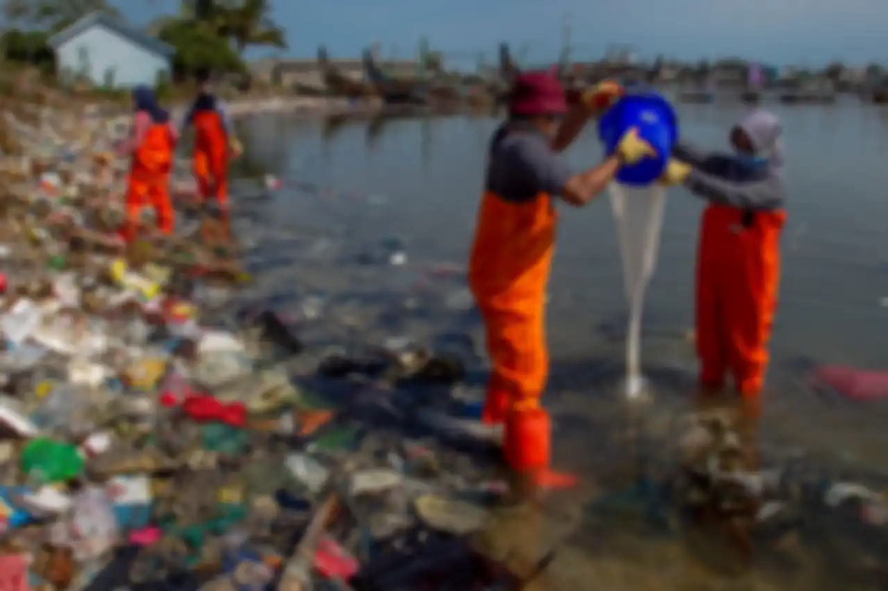 Temuan microplastik di beberapa perairan Indonesia