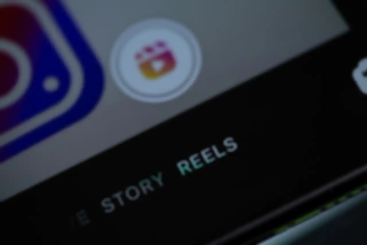 Ilustrasi Instagram Reels