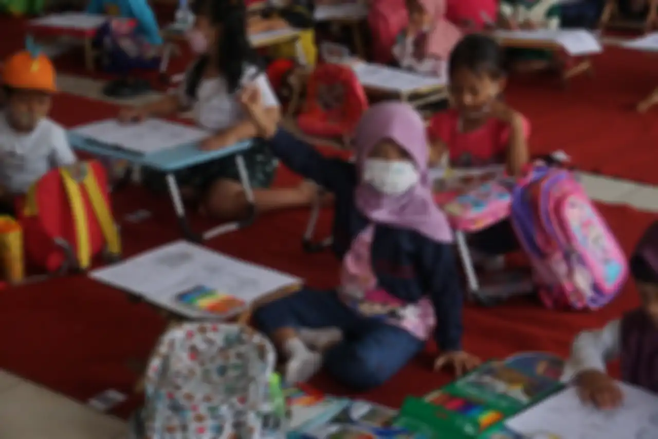 Lomba mewarnai berhadiah peralatan sekolah di Fun Education Activity dari Yamaha untuk anak-anak