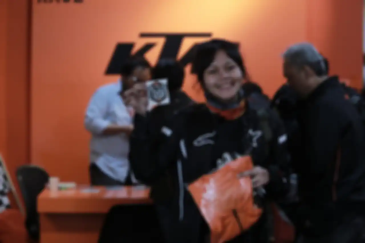 KTM Ride To The EDGE