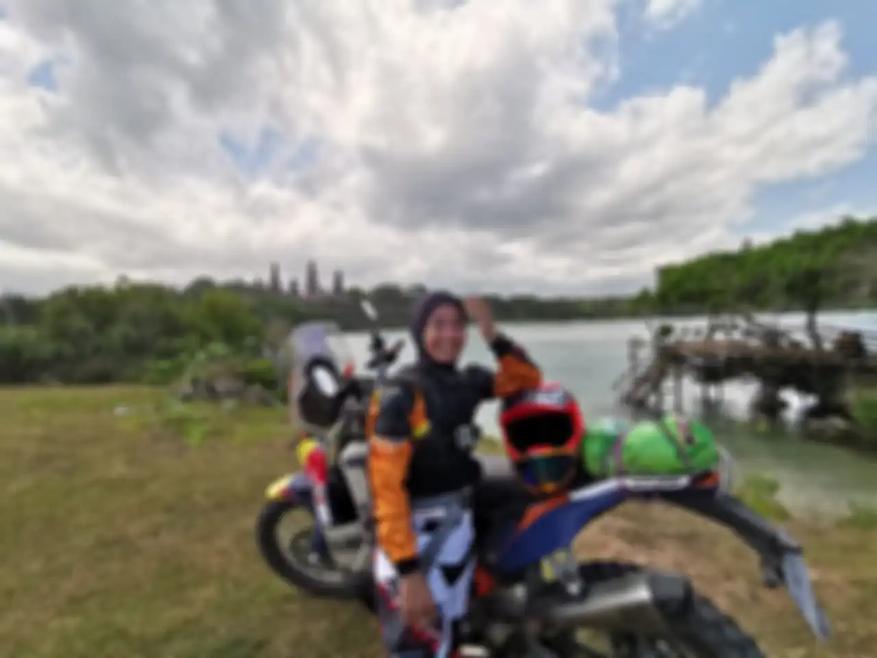 Cindy sudah pernah terabasan sampai ke Nusa Penida, Toraja, dan Sumba