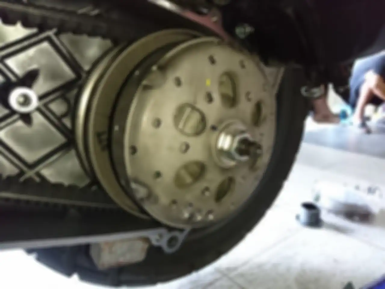 Ilustrasi foto. Puli belakang Honda ADV 150