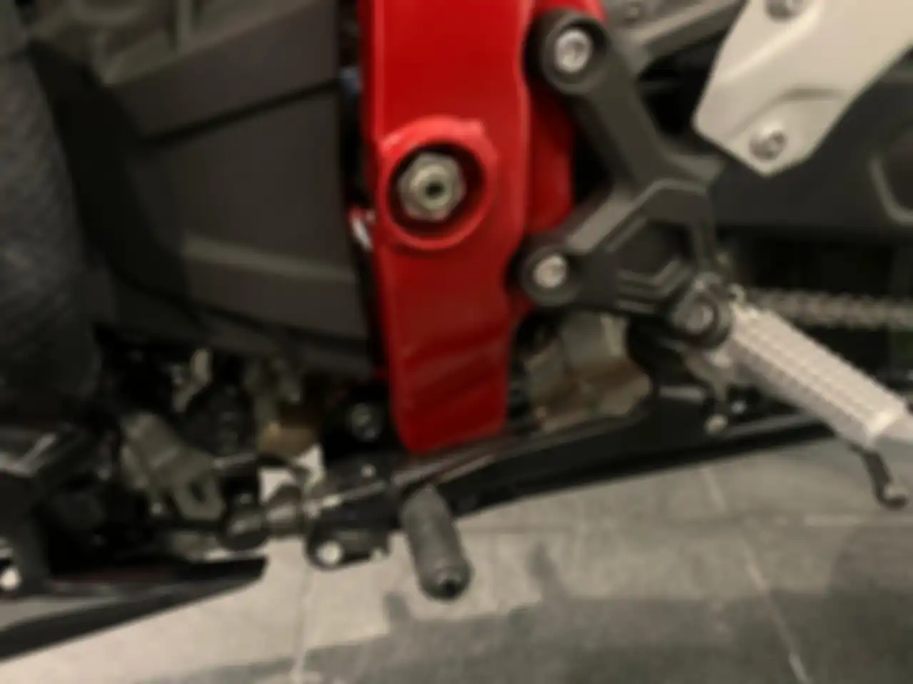 Kawasaki ZX-25R atau Ninja 250 4 silinder memiliki fitur KQS (Kawasaki Quick Shifter)