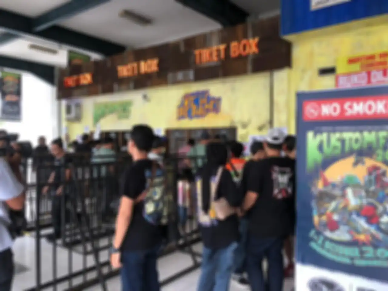 Suasana tiket box di Kustomfest 2022.
