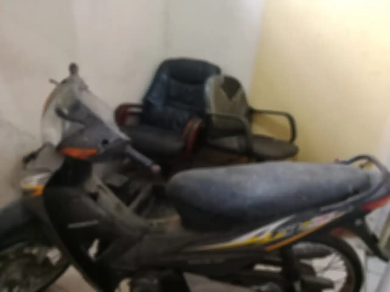 Begini kondisi Honda Fit S tahun 2007 yang dilelang Rp 600 ribu.