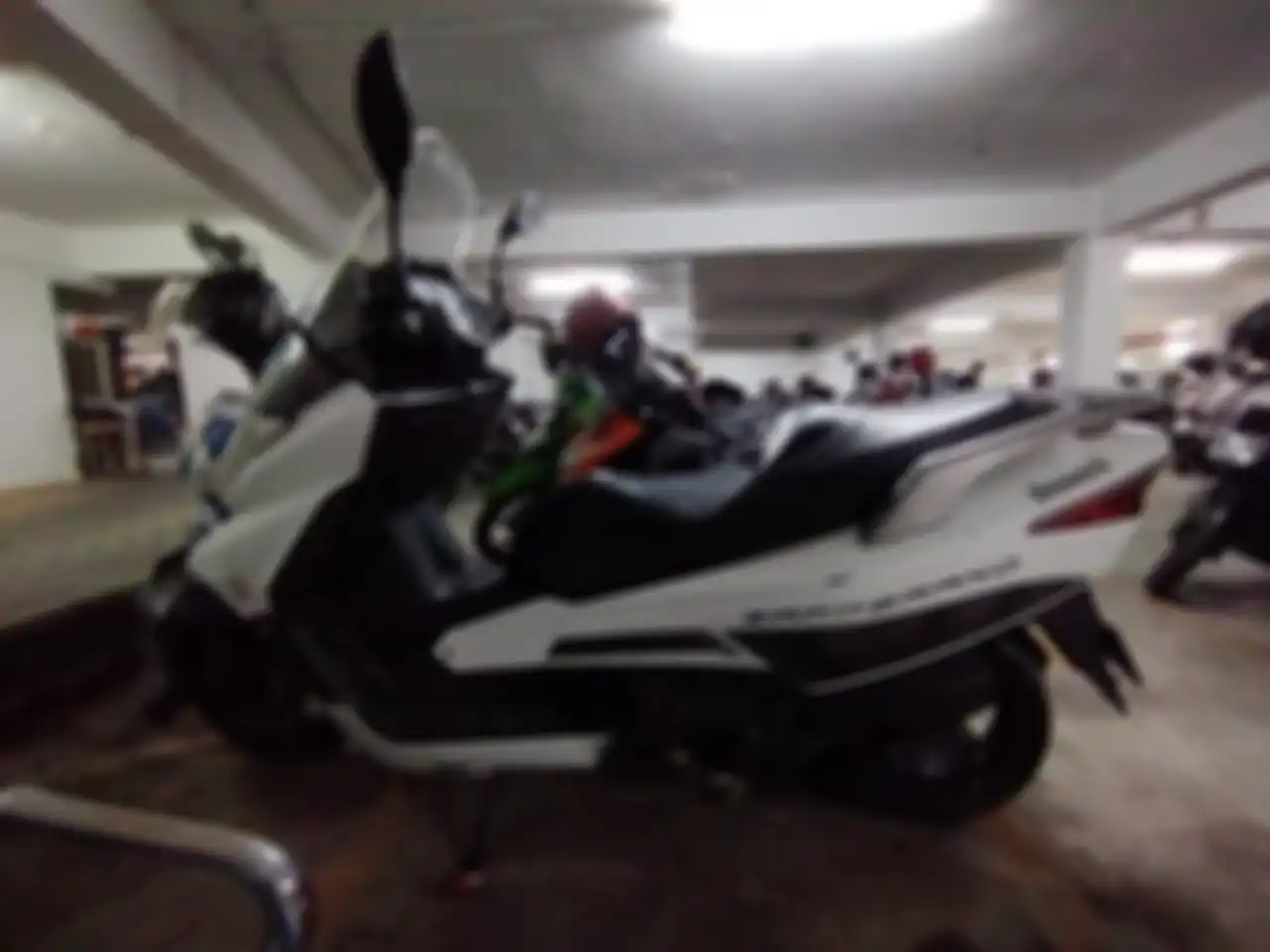 Tampilan motor murah Benelli Zafferano.
