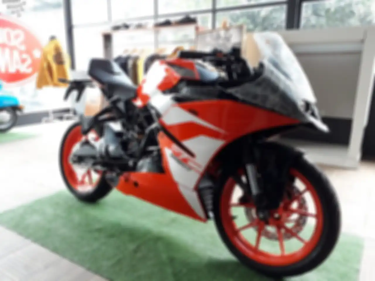 KTM RC 250.