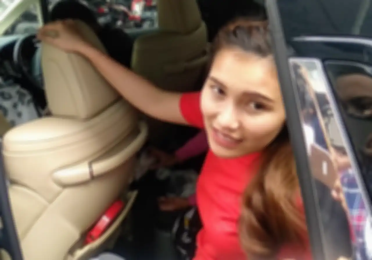 Ayu Ting Ting saat Grid.ID temui di kawasan Tendean, Mampang, Jakarta Selatan, Rabu (11/12/2019).