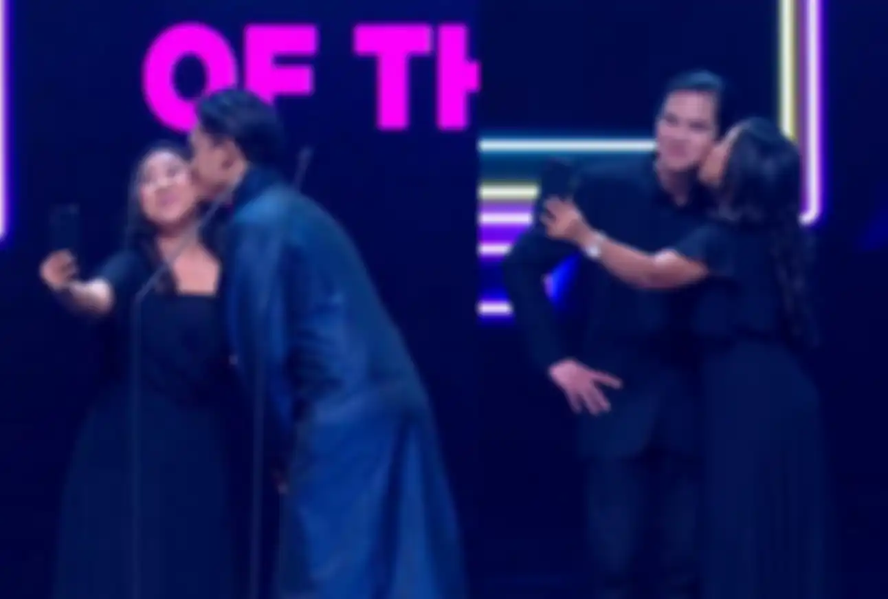Kiky Saputri mencium Dul Jaelani dan Rizky Febian