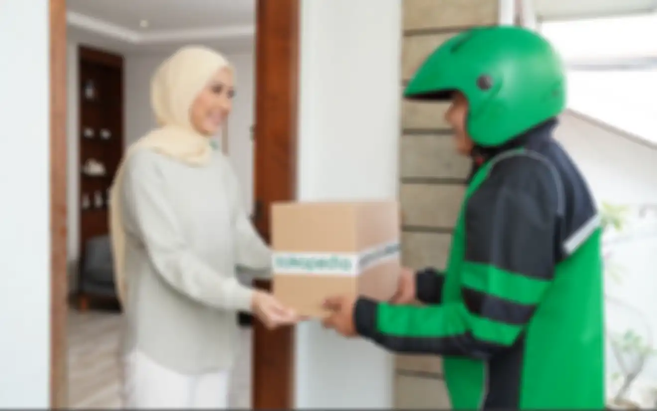 Ilustrasi belanja online via Tokopedia.