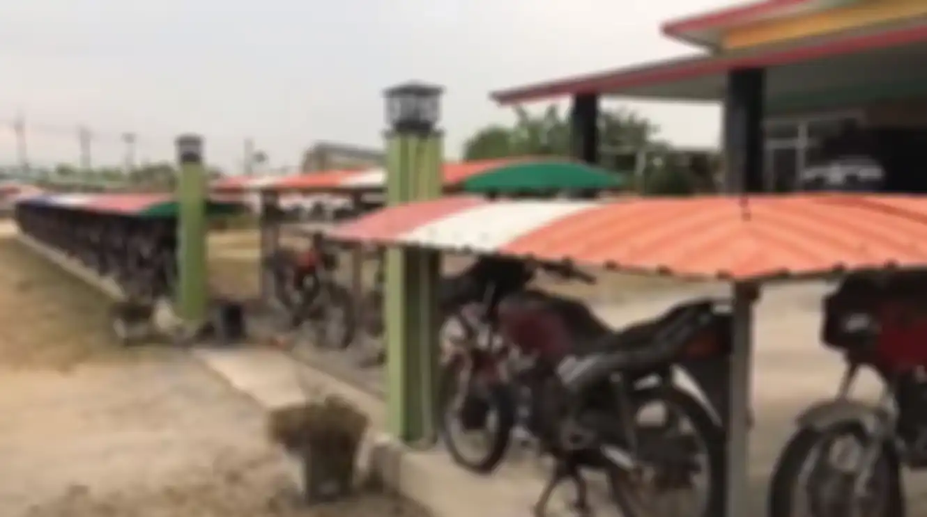 Deretan Yamaha RX-Z di pagar rumah MR Tan