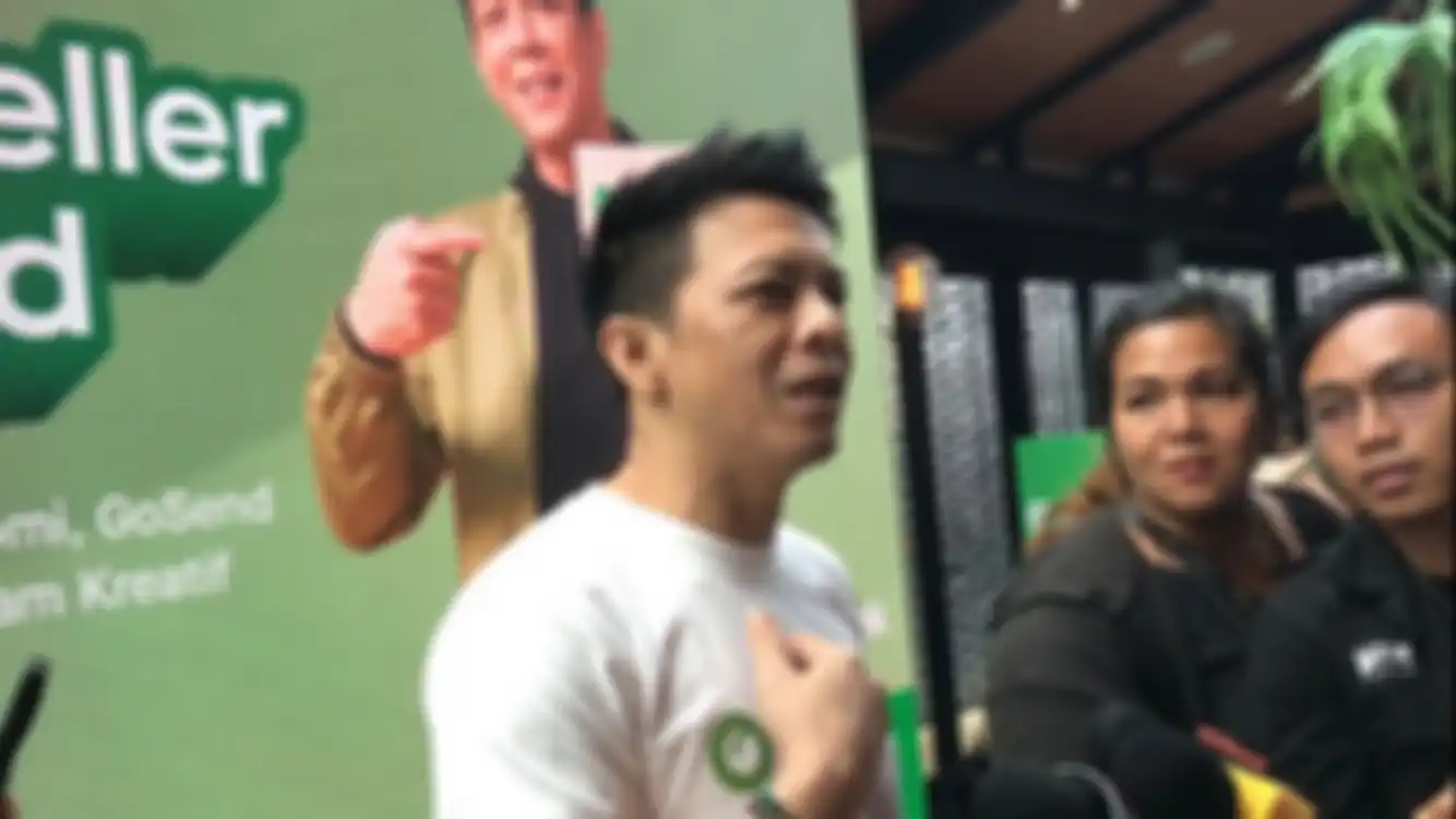 Ariel usai acara GoSend Mendukung UMKM di kawasan Kebayoran, Jakarta Selatan pada Kamis (09/2/2023).