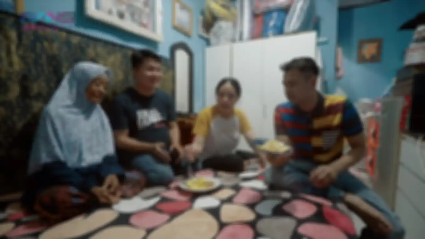 Raffi dan Nagita makan di atas tempat tidur Merry