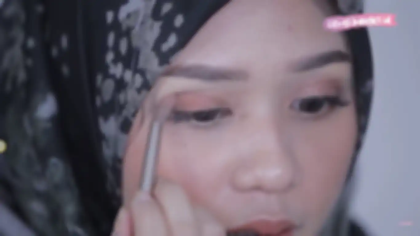 Tutorial eyeshadow ala cewek korea