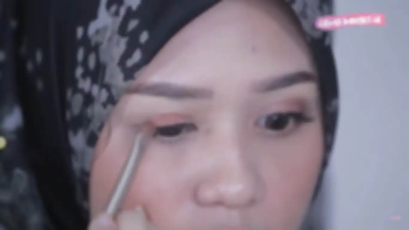 Tutorial eyeshadow ala cewek Korea