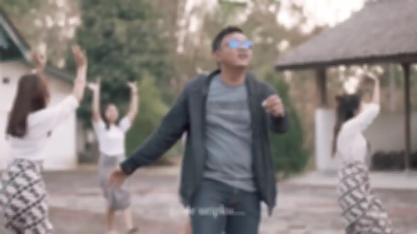 Cuplikan video klip lagu Sampek Tuwe’ milik Denny Caknan