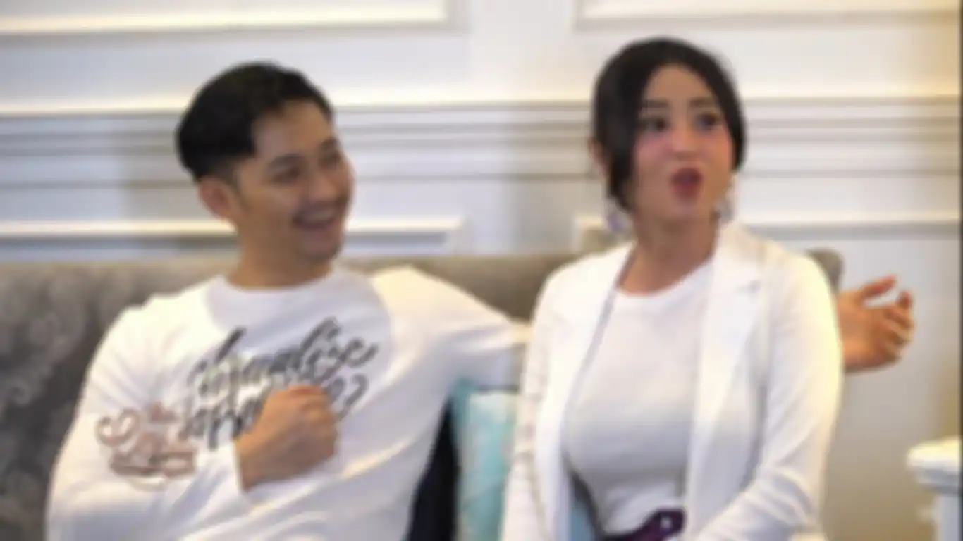 Perceraian pedangdut Dewi Perssik dengan Angga Wijaya tengah jadi sorotan netizen. Sang pedangdut ternyata sempat singgung perilaku ibu mertua!